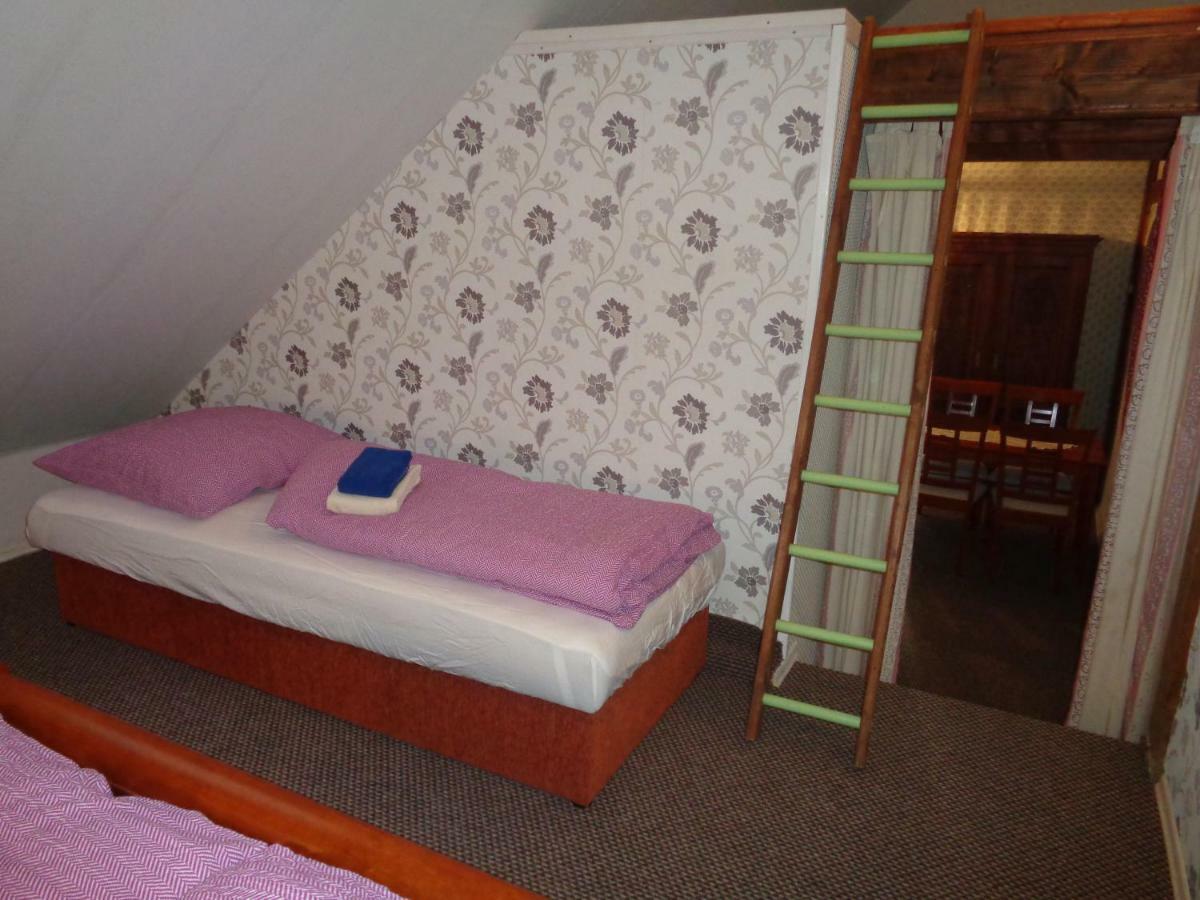 Kozí Dvor Rohozná Apartamento Brezno Exterior foto
